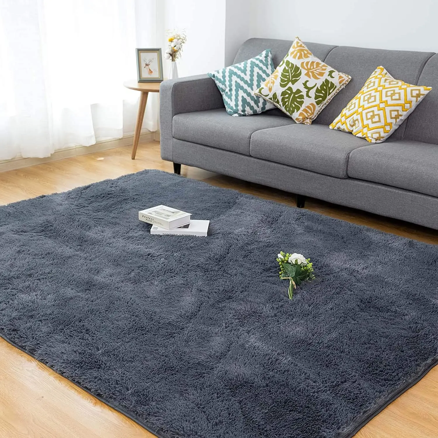 wholesale colorful soft  polyester velvet shaggy plush fluffy floor carpet living room