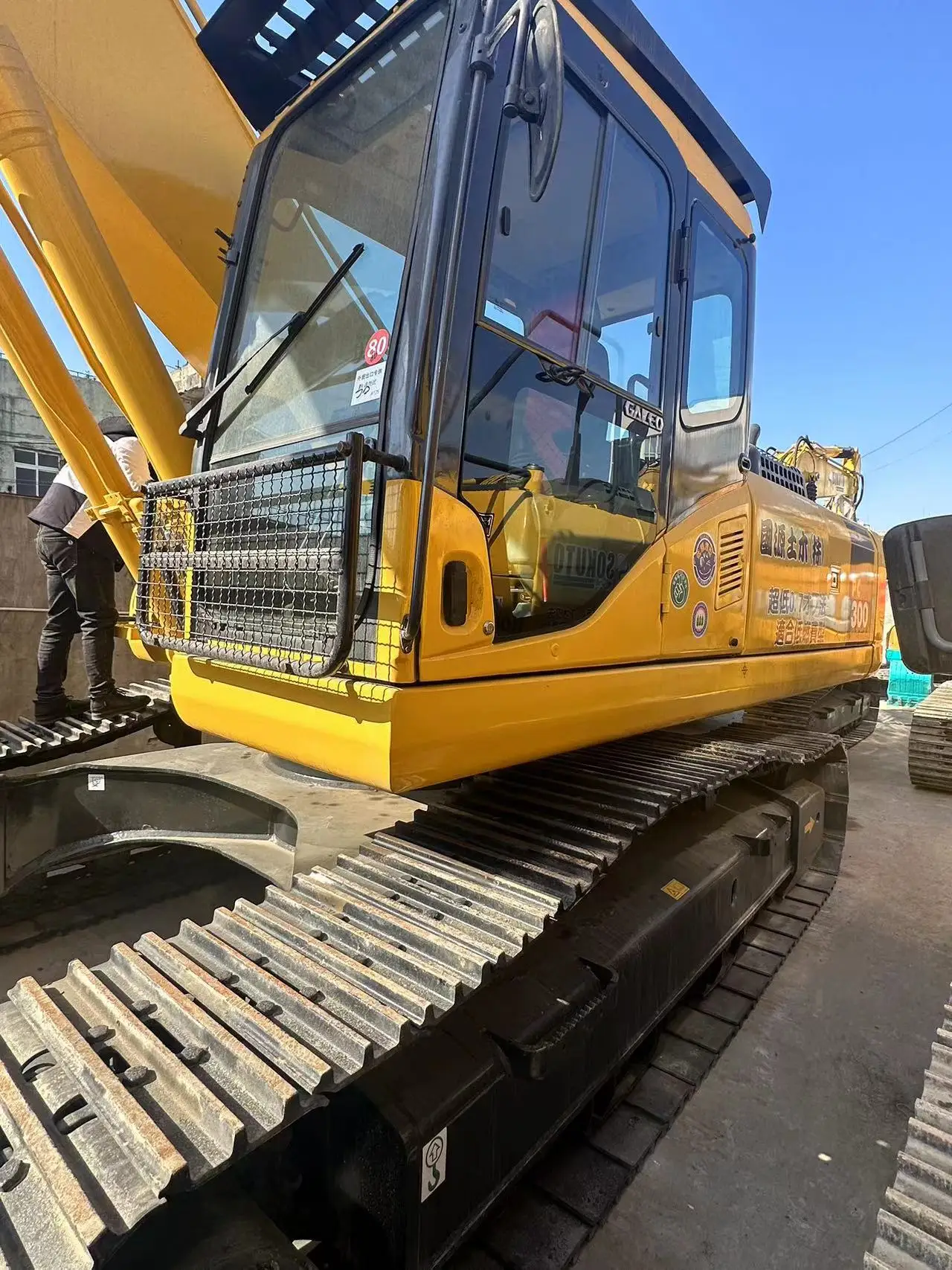 Безусловно Подержанные гусеничные Экскаваторы komatsu 30 тонн для добычи pc300 подержанные p300 220