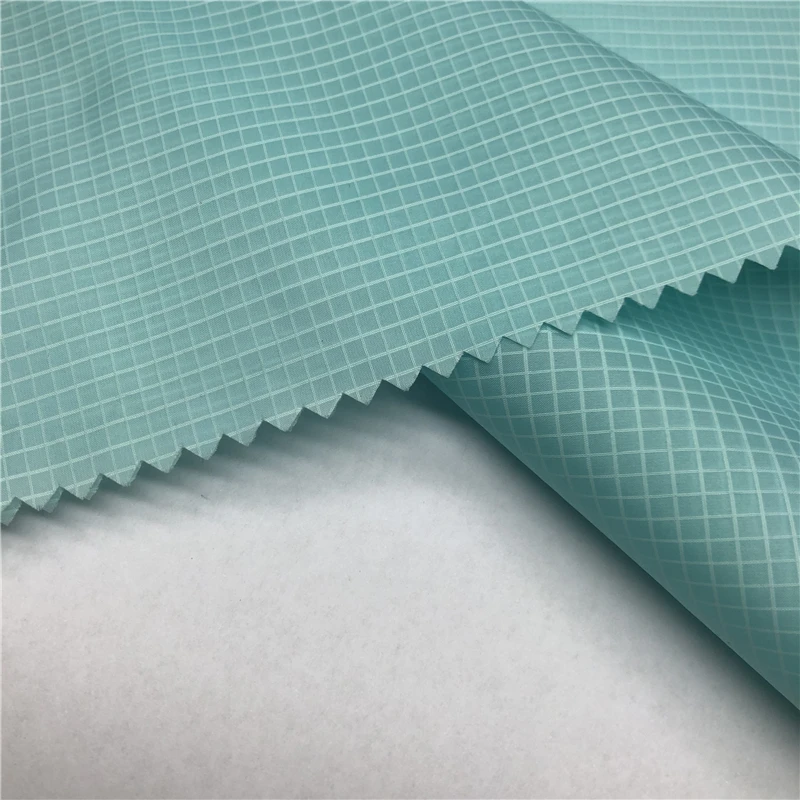 High quality 400T  0.25*0.28cm ripstop water resistant taffeta fabric for skin coat and light jacket
