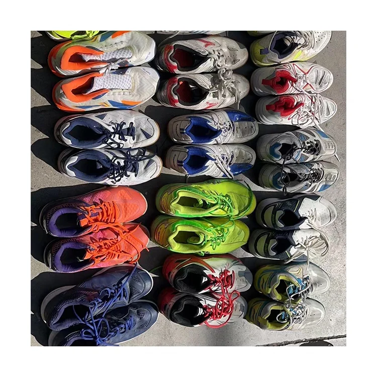 Buy wholesaler Bales shoes used 2nd China brand Badminton shoes indoor soft preloved shoes ship to Asia