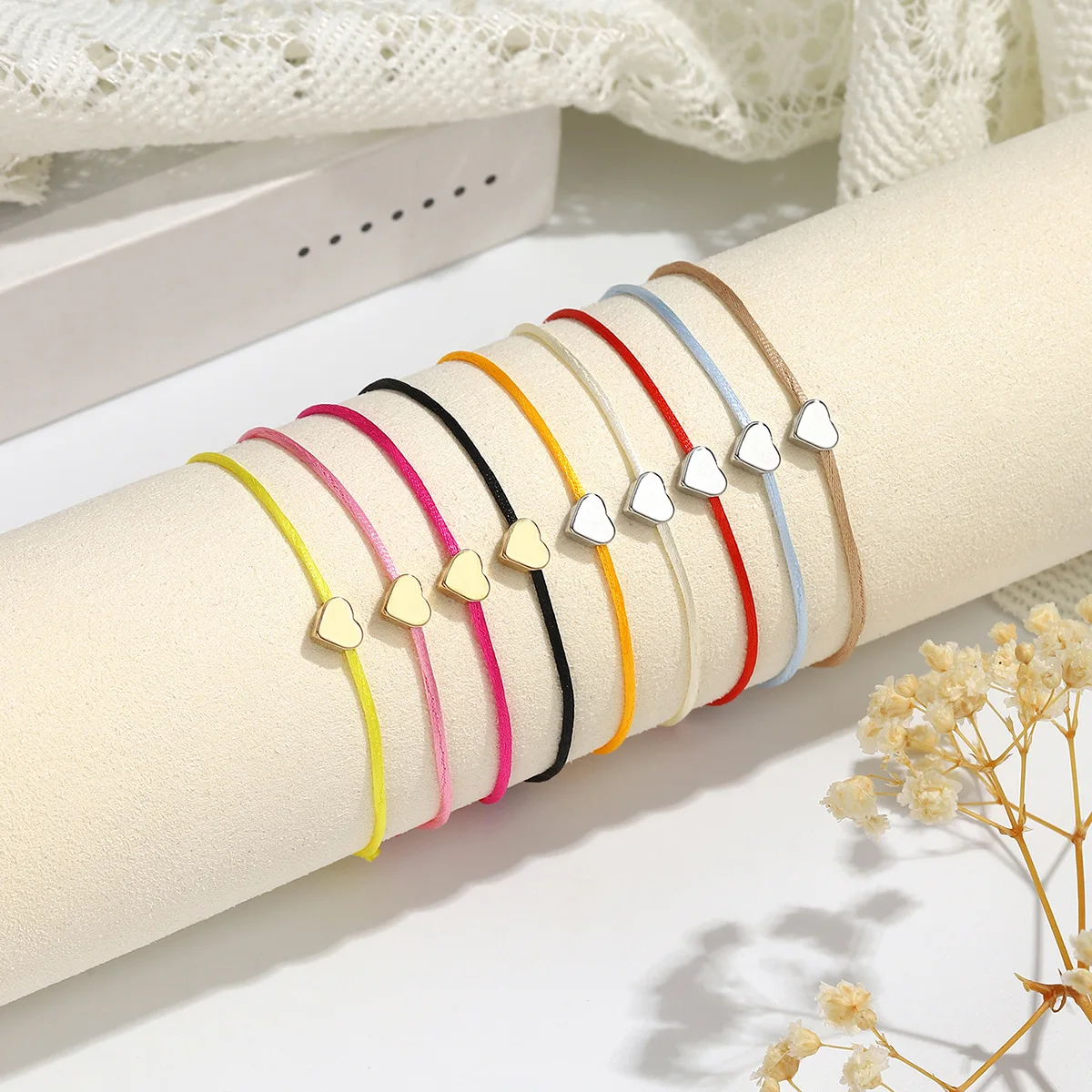 Manufacturer Handmade Heart Beaded Bracelet Gold Silver Heart Bead Charm Multi Colors Macrame Bracelet