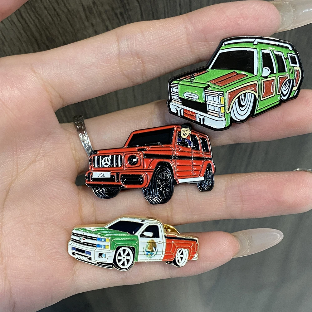 High Quality Personalized Metal Crafts Custom Logo Truck Car Pin Badge Soft Enamel Lapel Pin For Clothes