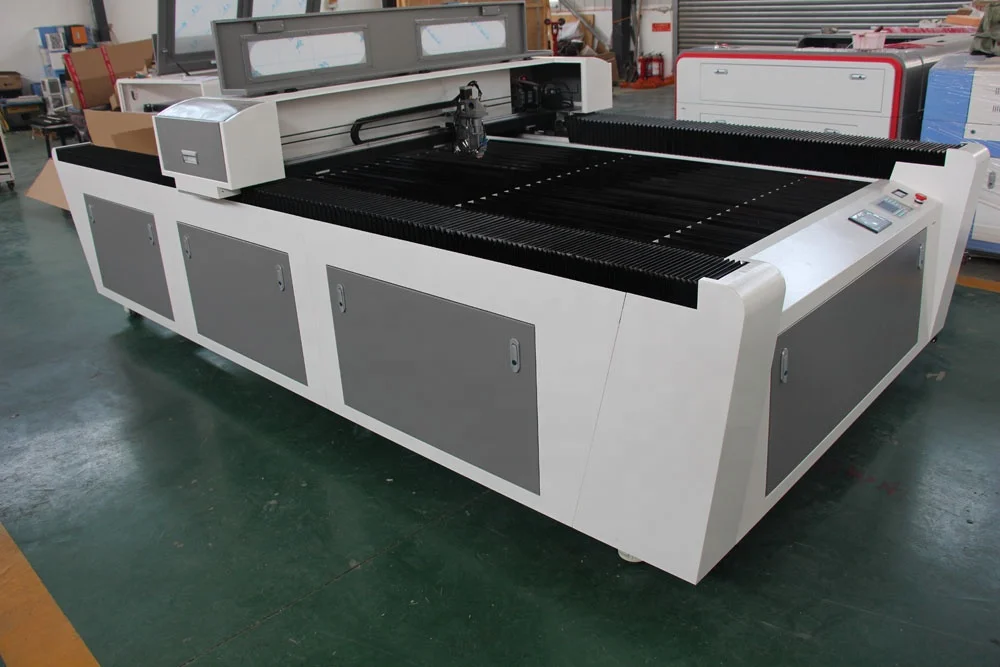 Large scale co2 laser cutting machine