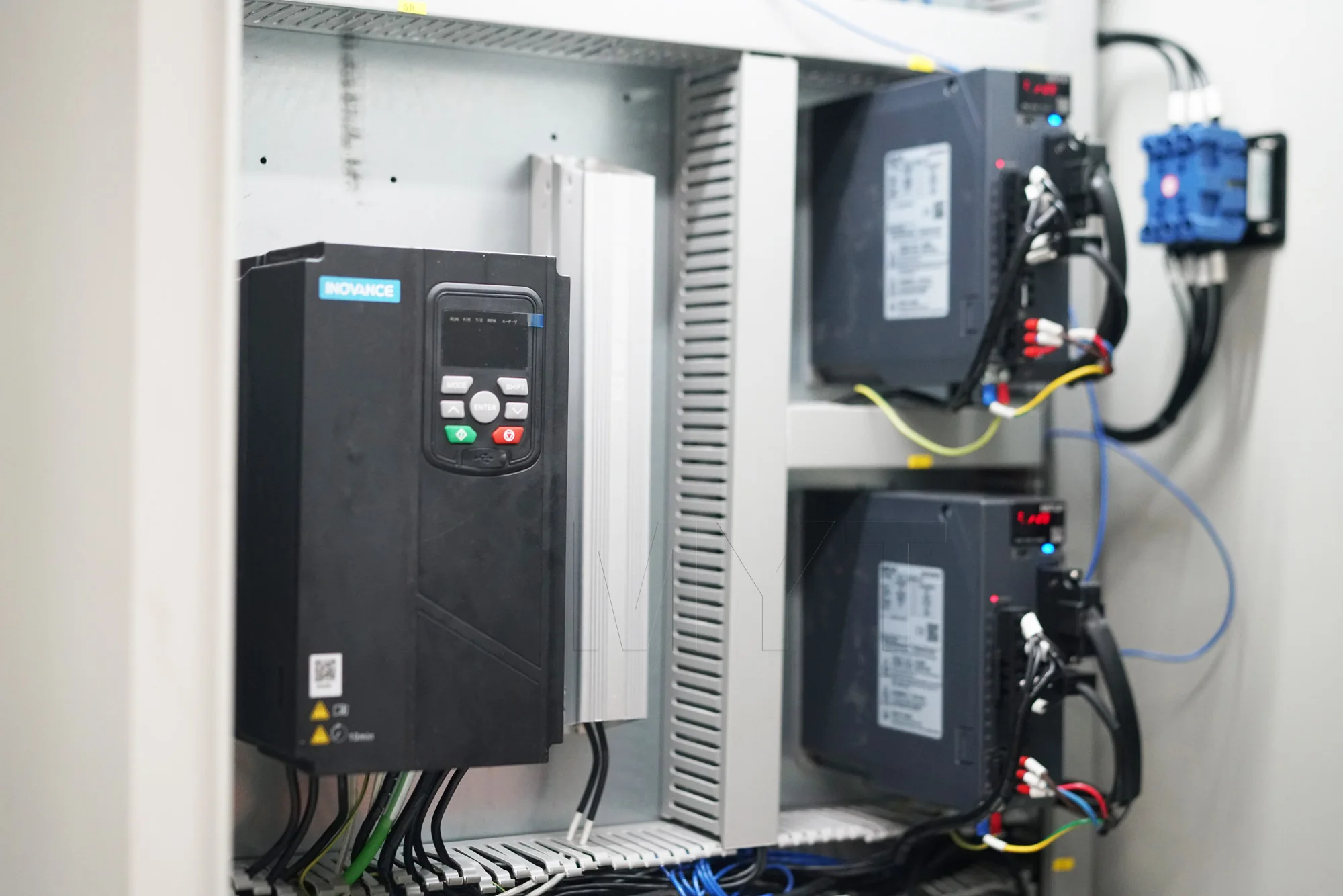 MYT Hydraulic Press Brake 4 Axis Metal Steel Sheet Plate Servo Motor Bending Machine CNC Delem DA53T Electric Press Brake