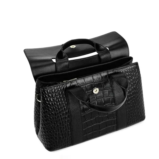 Женская сумка из крокодиловой кожи