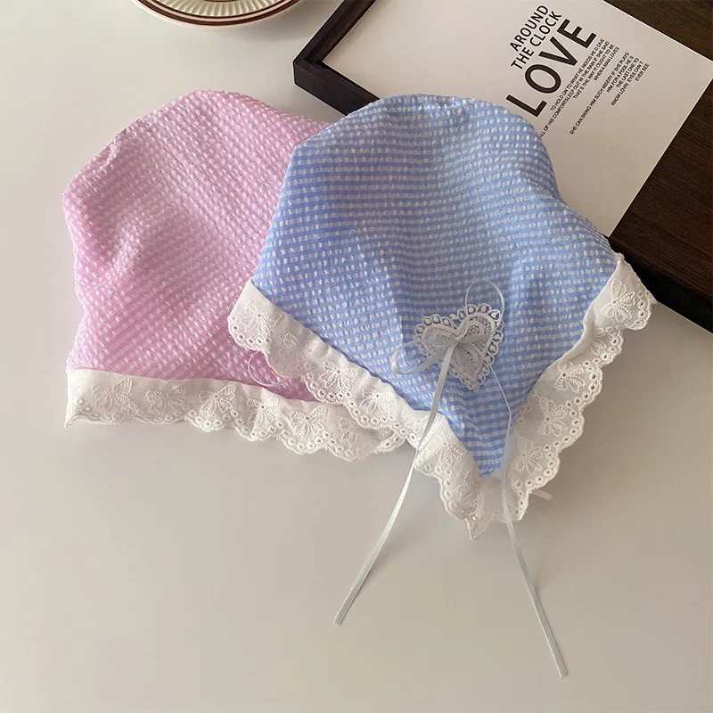 Треугольный шарф с бантом