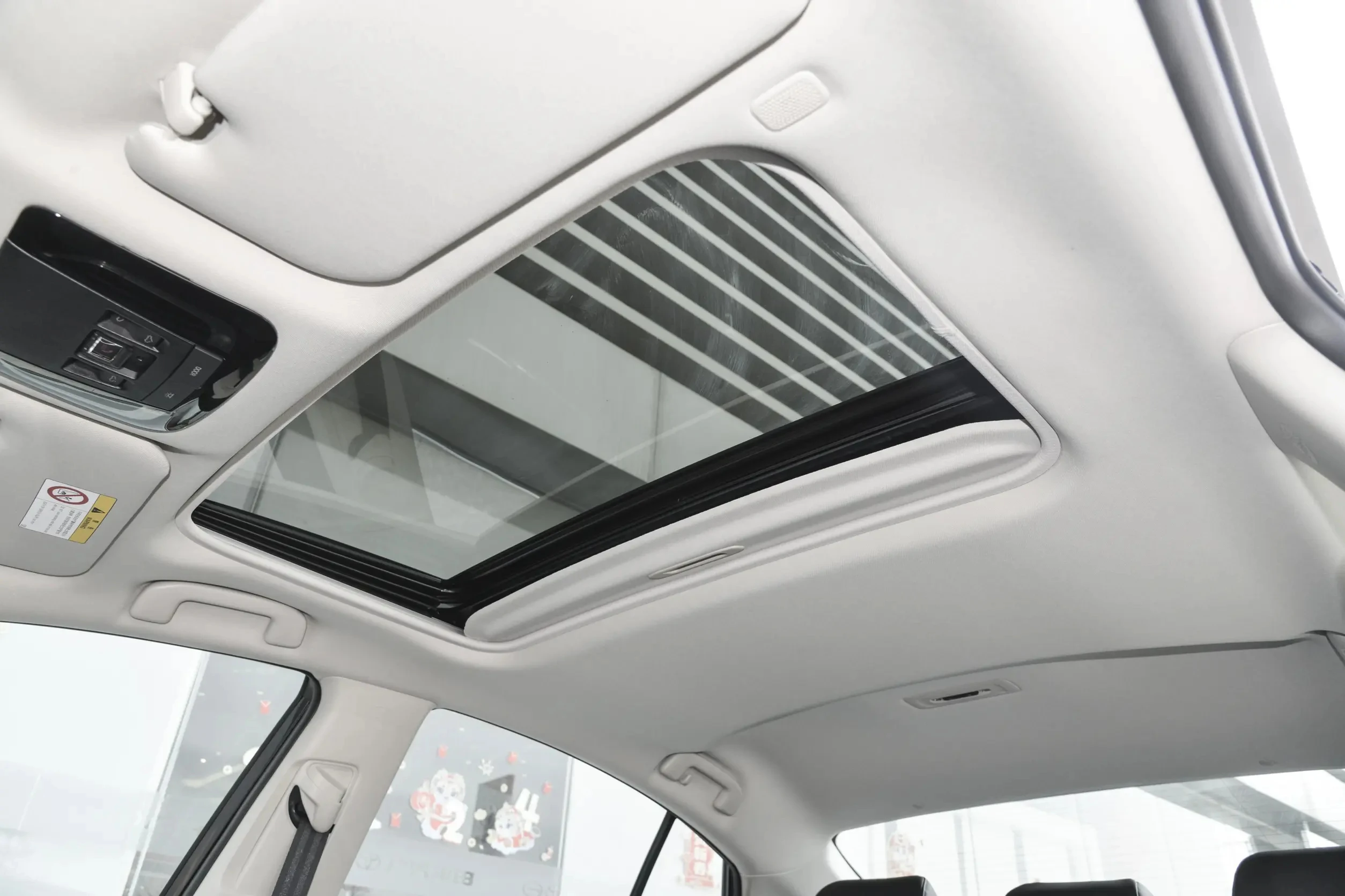 Hot Selling High Quality Hybrid High Endurance New Energy Sedan car From Suppliers for Toyota Camry