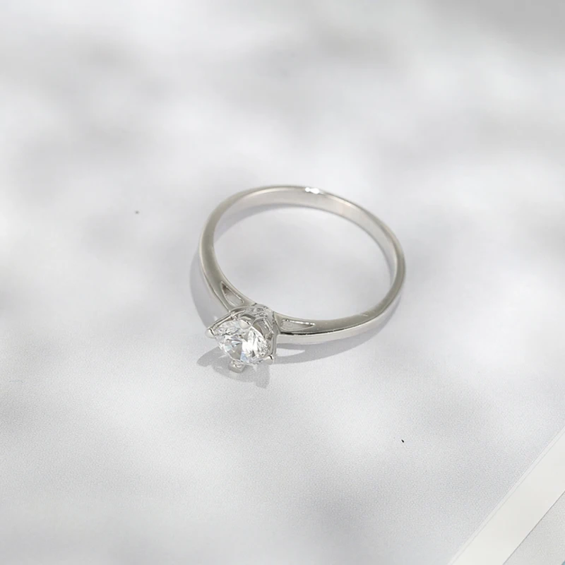 
925 sterling Silver DE Color 0.5CT Moissanite Ring 