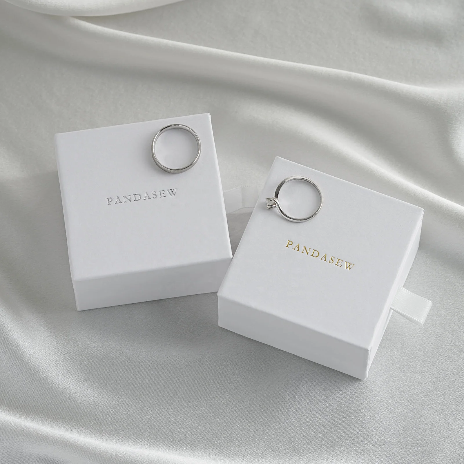 PandaSew 6x6x3,5 см белые подарочные бумажные коробки для украшений с индивидуальным логотипом, роскошная упаковочная коробка для колец