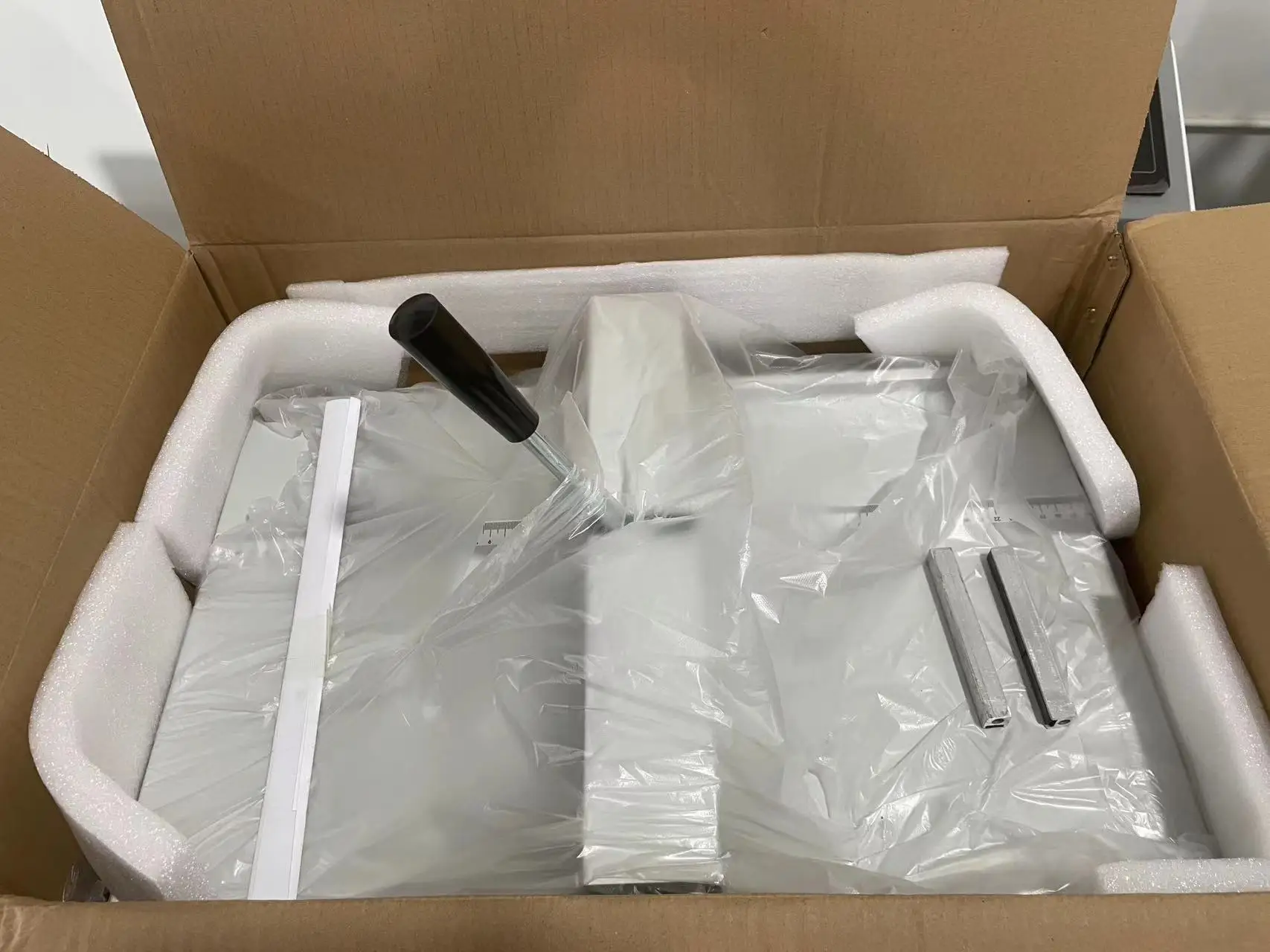 A3 Paper Book Cover Creaser Creasing Machine Manual Creasing Machine Perforating Machine