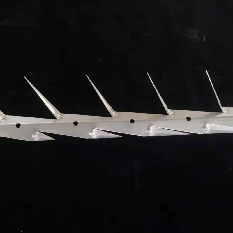 Steel metal razor spikes Anti climb spikes widely used on wall fence and gates