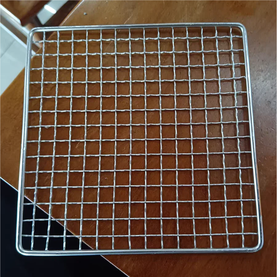 The supporting tray uses 304 stainless steel wire mesh tray for filter oil, filter water, and bake
