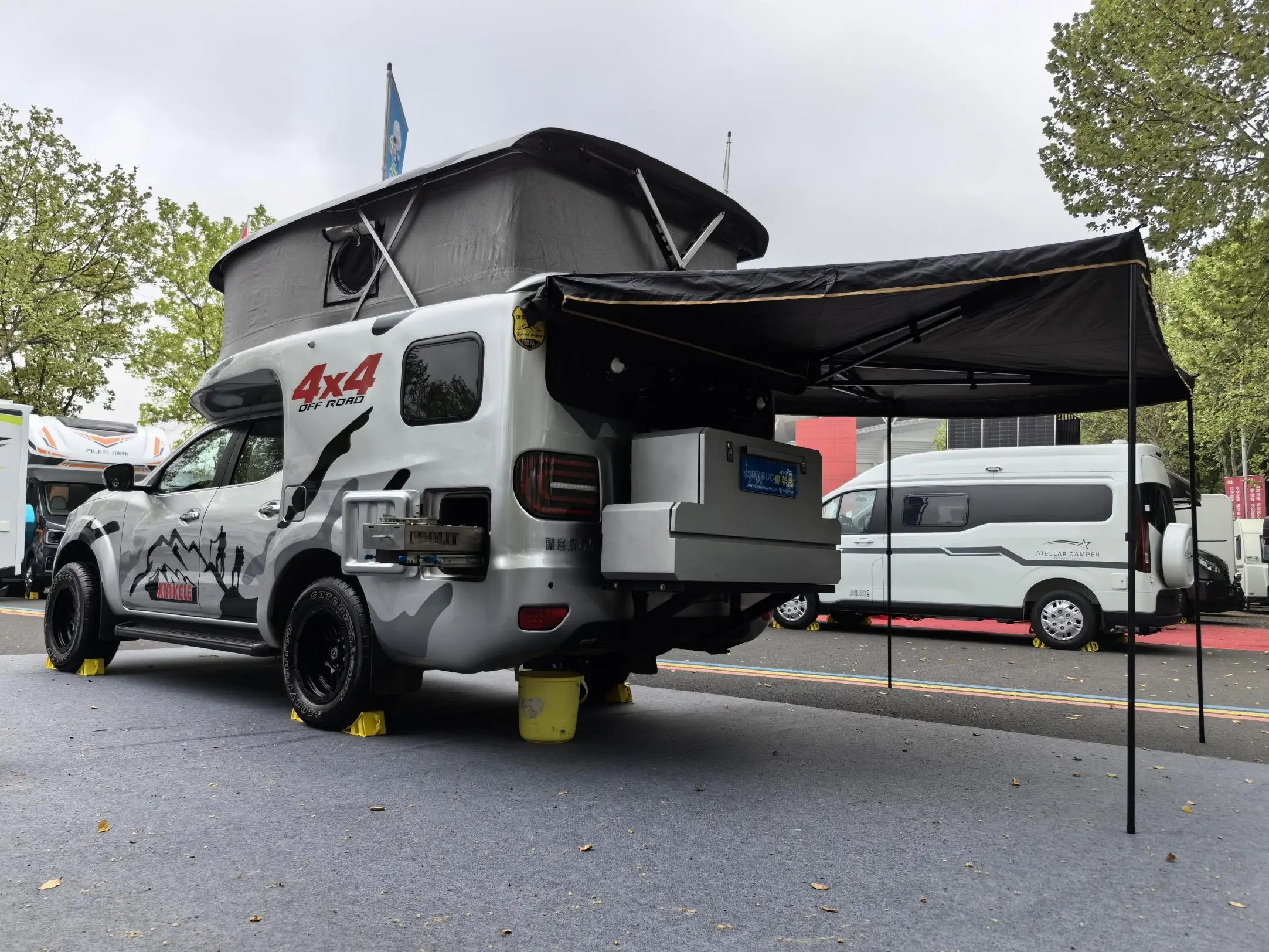 High Quality Wholesale Customized Cheap Street Mobile Truck Mountain tiger Travel Camper Trailer The Deluxe Edition