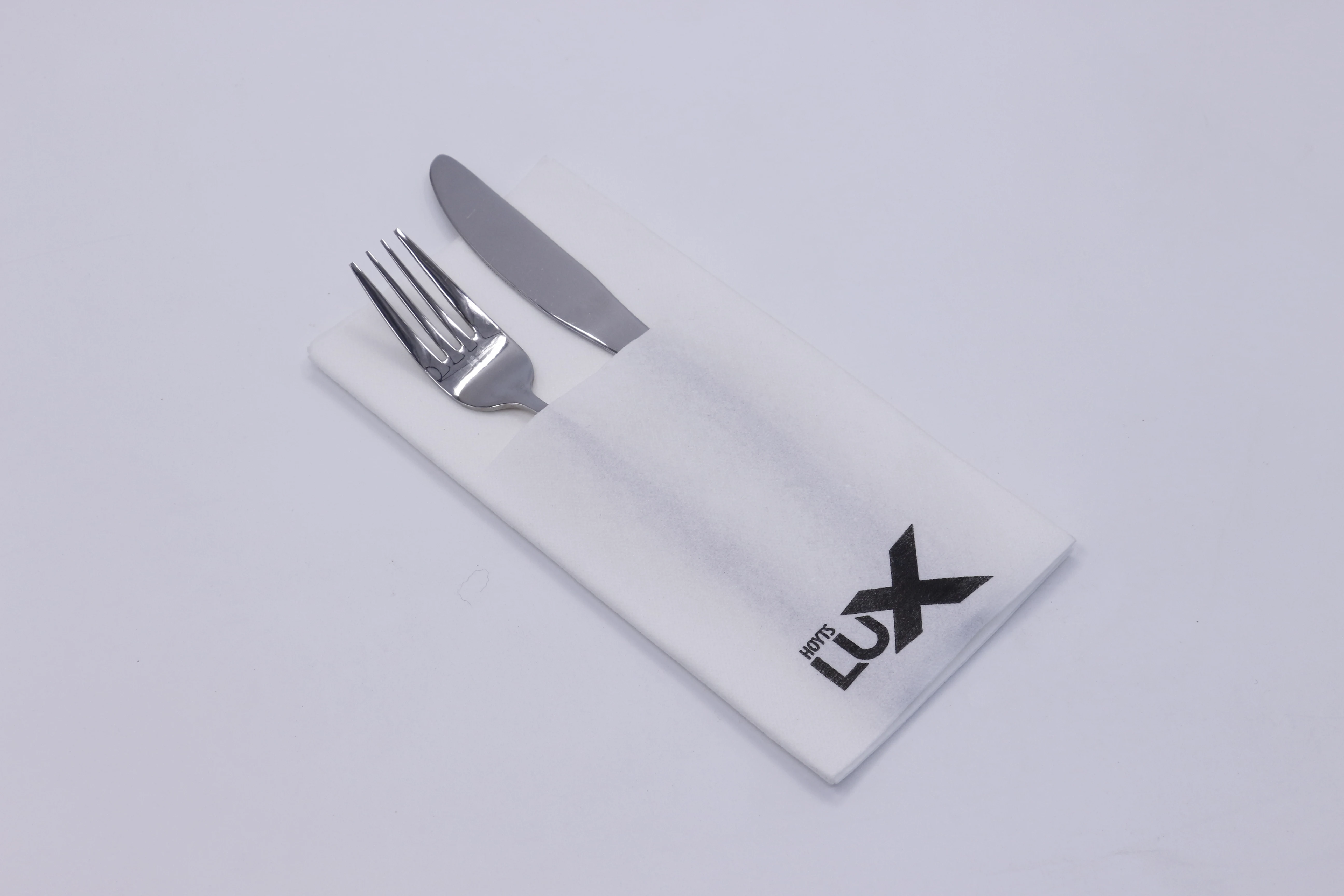 1ply thick white airlaid napkin with pocket