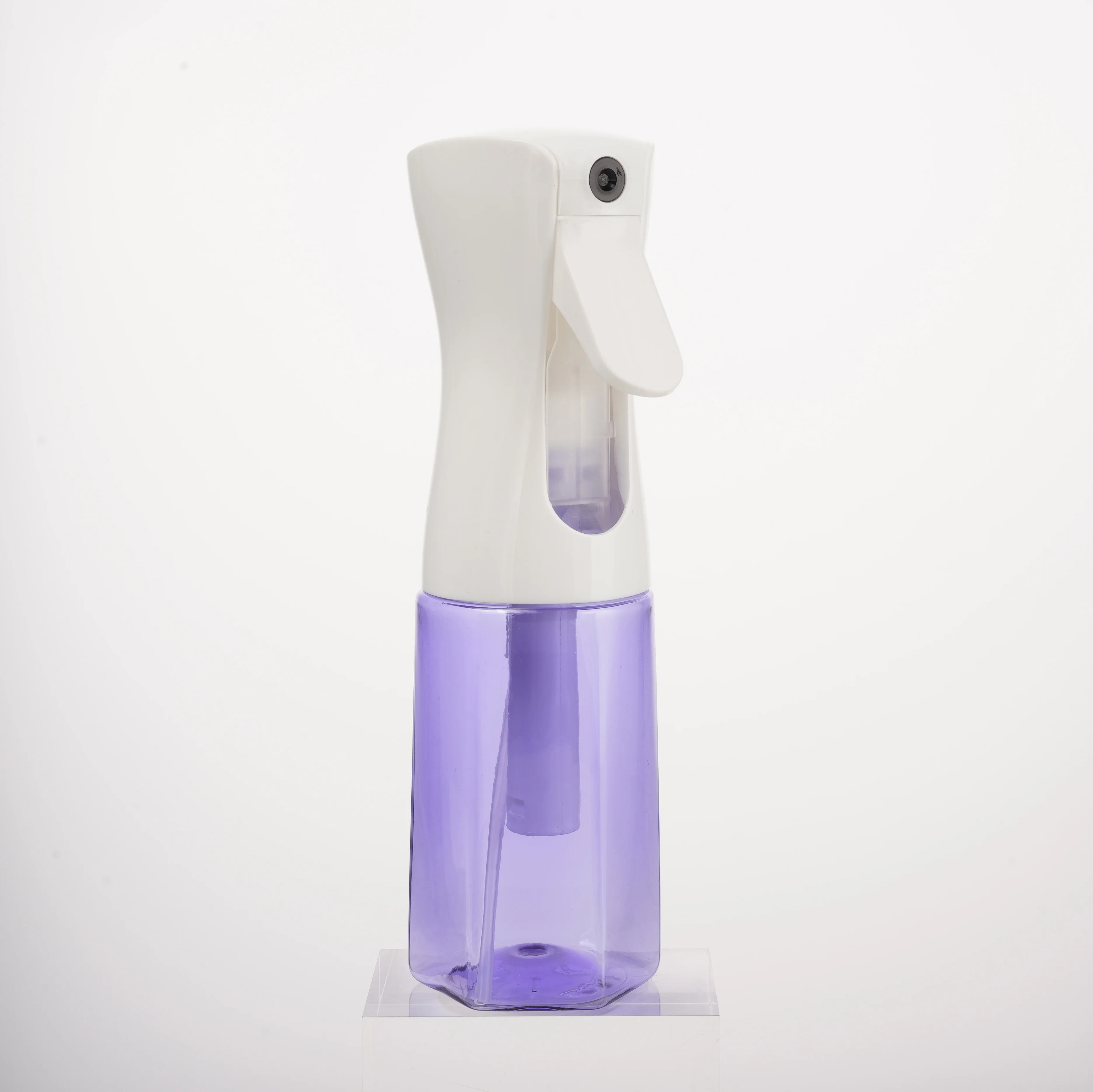 The manufacturer supplies color spray long-time working bottle 150ml refillable slow spray bottle