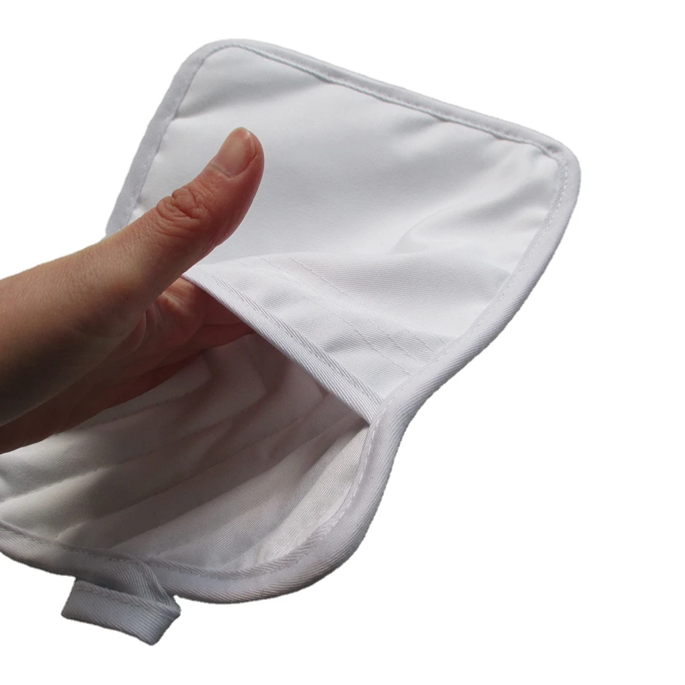 Ready to Ship Item Kitchen Use Heat Resistant Custom Christmas Gift Polyester White Pocket Mitt for sublimation printing
