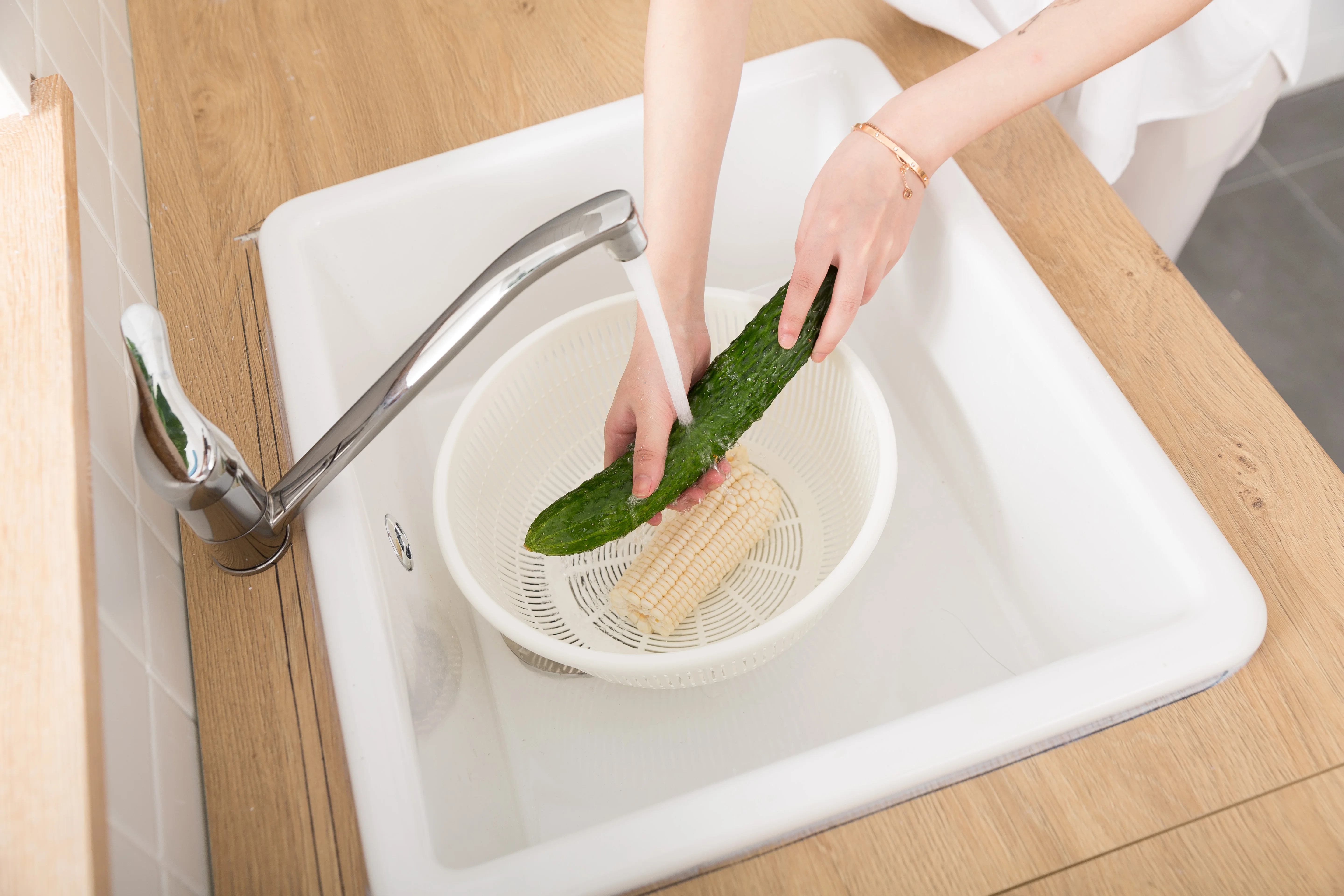 Kitchen Plastic Vegetable Rice Washing Basin Washing Fruit Basket Multi purpose Basket