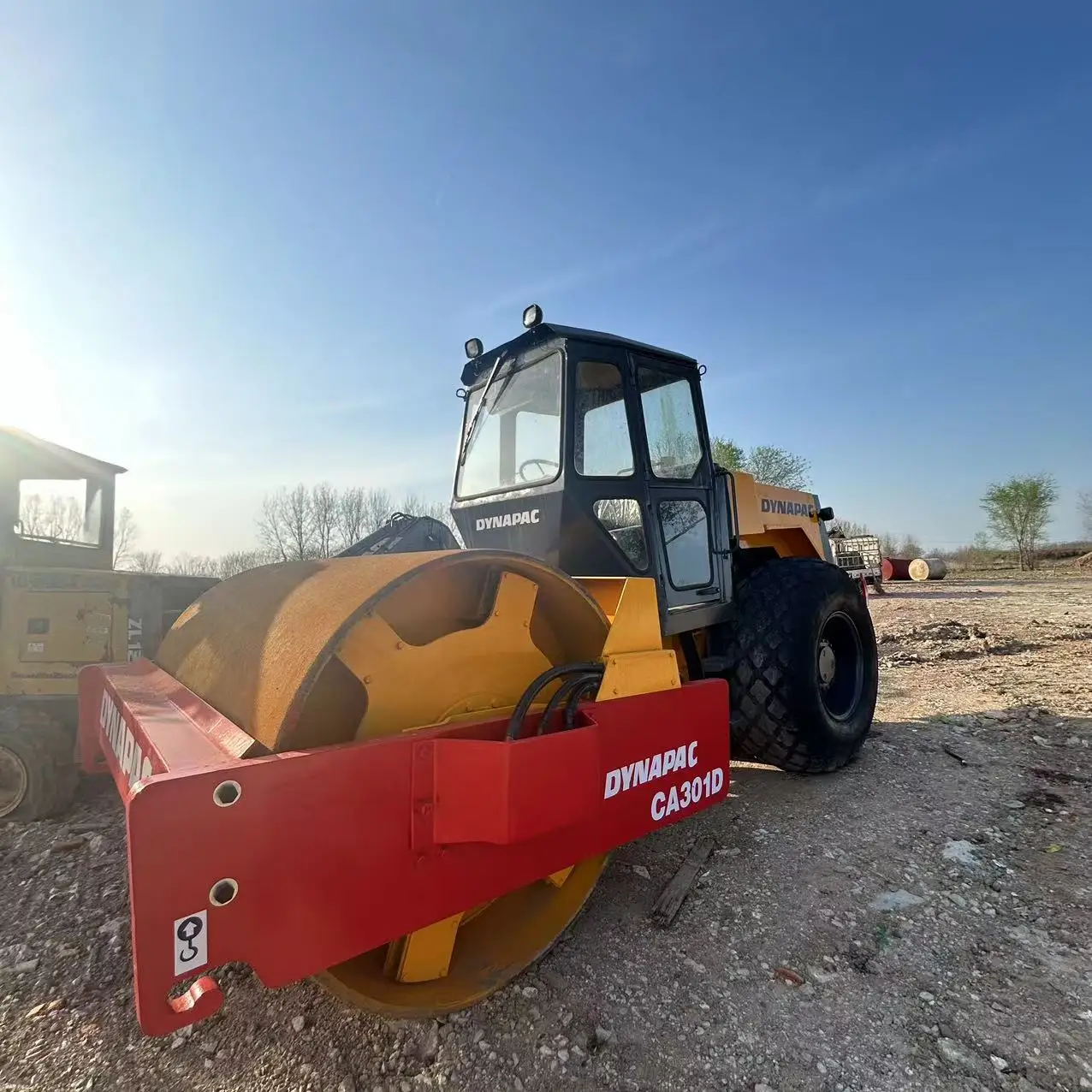 95% new road roller used Dynapac CA301D construction machinery compactor CA301D