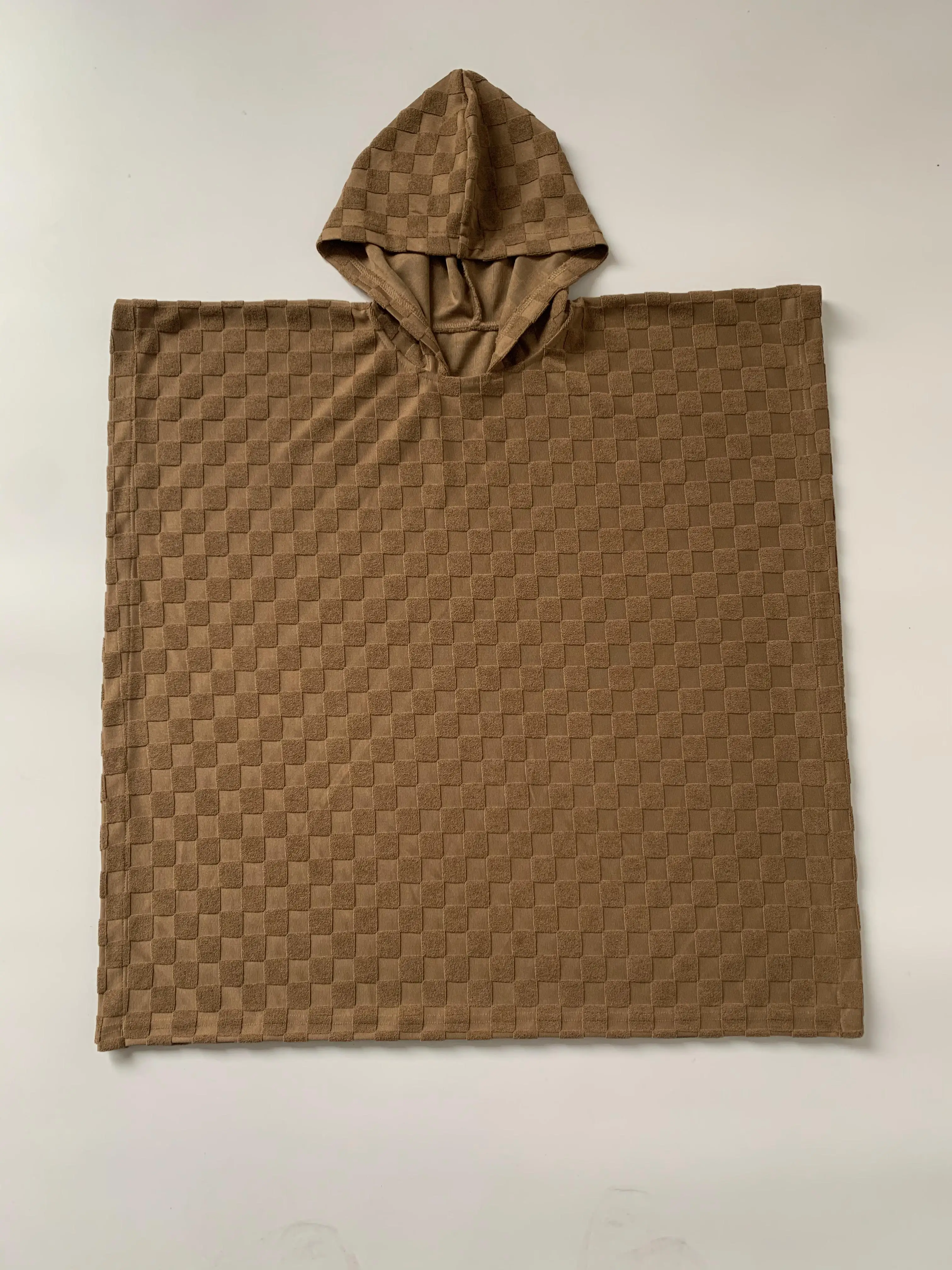 Hot sale Terry cotton Checkerboard Poncho with Buttons Toddler Hooded Cloak for Beach Swimming