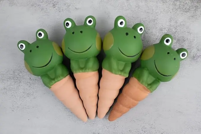 Frog Shaped Self-Watering Spikes - Effortless Plant Care for Your Garden, Cute and Playful Design for Indoor and Outdoor Plants
