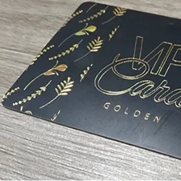 Shiny gold pvc cards printing cr80 pvc membership card gold foil stamping plastic cards