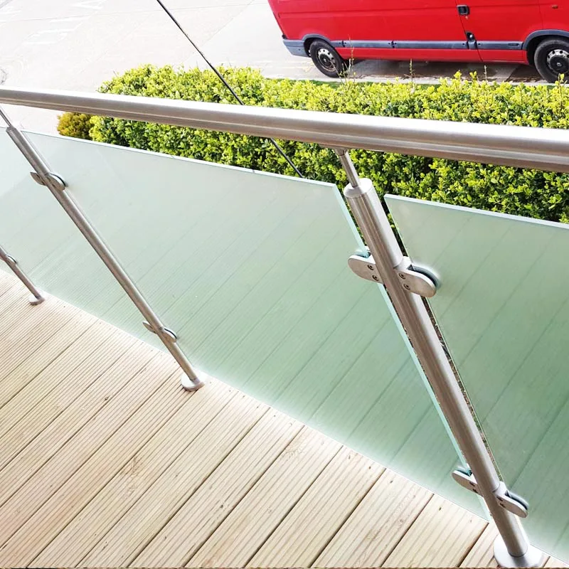 Indoor round type railing stainless steel railing accessories balcony wood handrail for sale