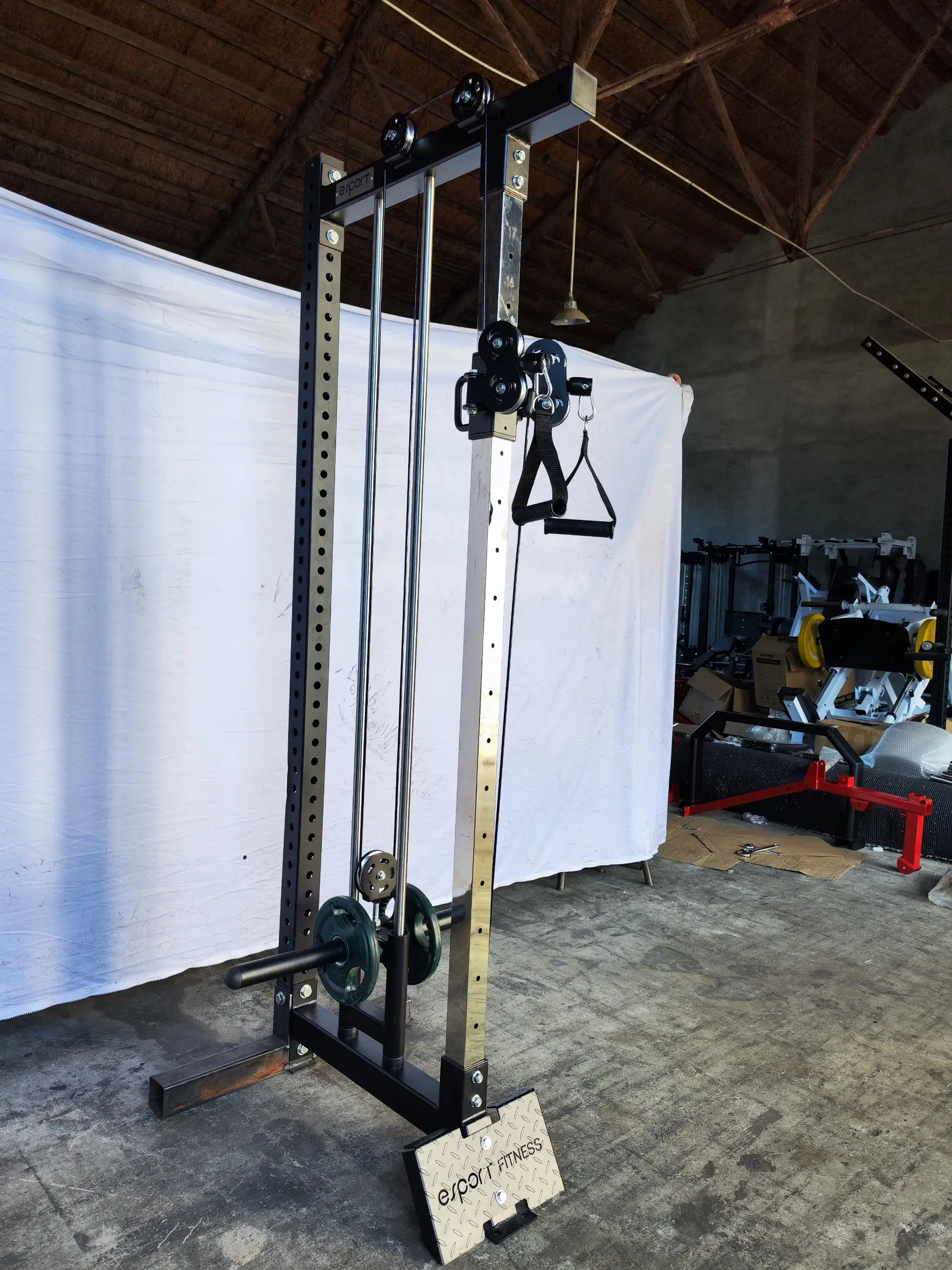 Wholesale Customized Multi Function Cable Station Plate Loaded Lat Pull Down Machine Wall Mount Cable Station