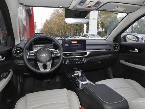 Лидер продаж хорошая цена kia k3 автоматический роскошный седан новый бензиновый автомобиль дешевый KIA для продажи в наличии