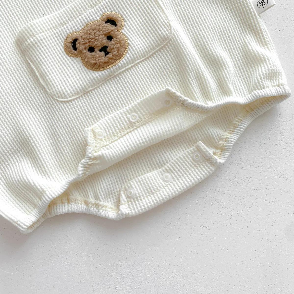 Baby clothes Summer bat-sleeved ha-bag booty suit Bear print cotton Waffle suit jumpsuits