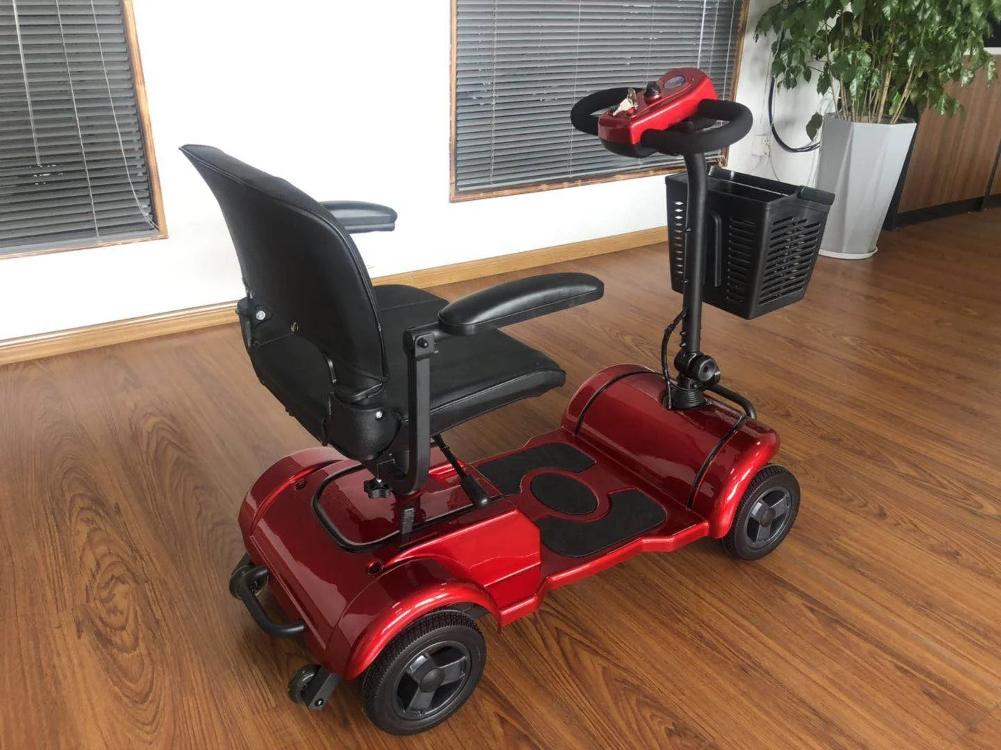 cheaper seedream mini electric mobility scooter with four wheels