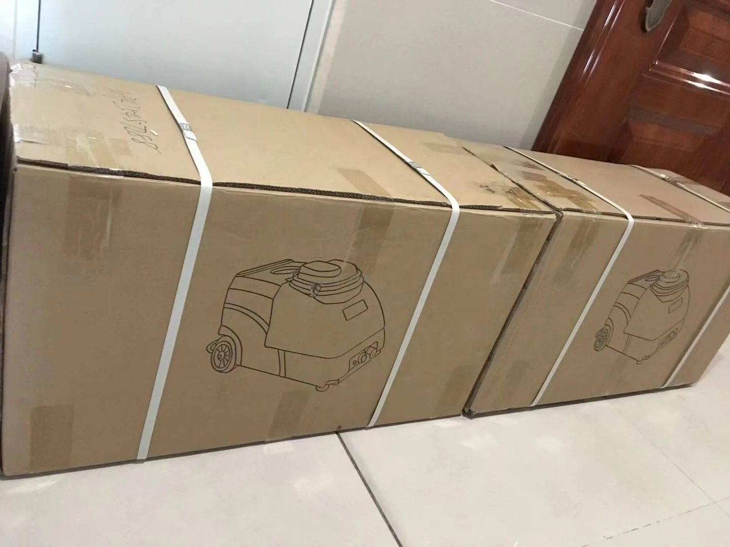 Carpet Cleaner With A Complete Set Of Accessories The Vacuum Cleaner Handheld Carpet Washing Machine For Car