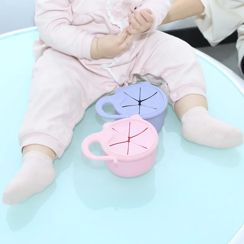 Reusable Non Toxic Baby Snack Bowl Eco Friendly Silicone Snack Cup Lid