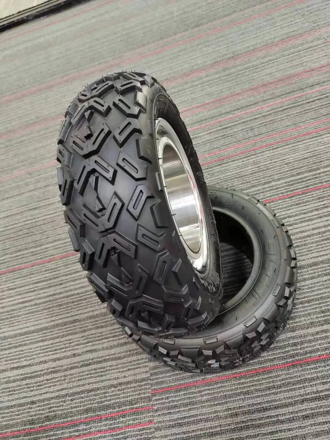 hot selling 10 inch 10X4.00-6 Tubeless Tyre electric scooter fat tire for electric scooter /electric bike