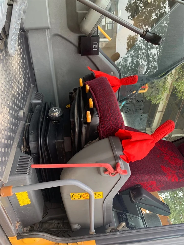 Used Korea Volvo EC210 excavator,24ton medium hydraulic crawler backhoe excavator,EC210 harga earth-moving excavator Volvo baru