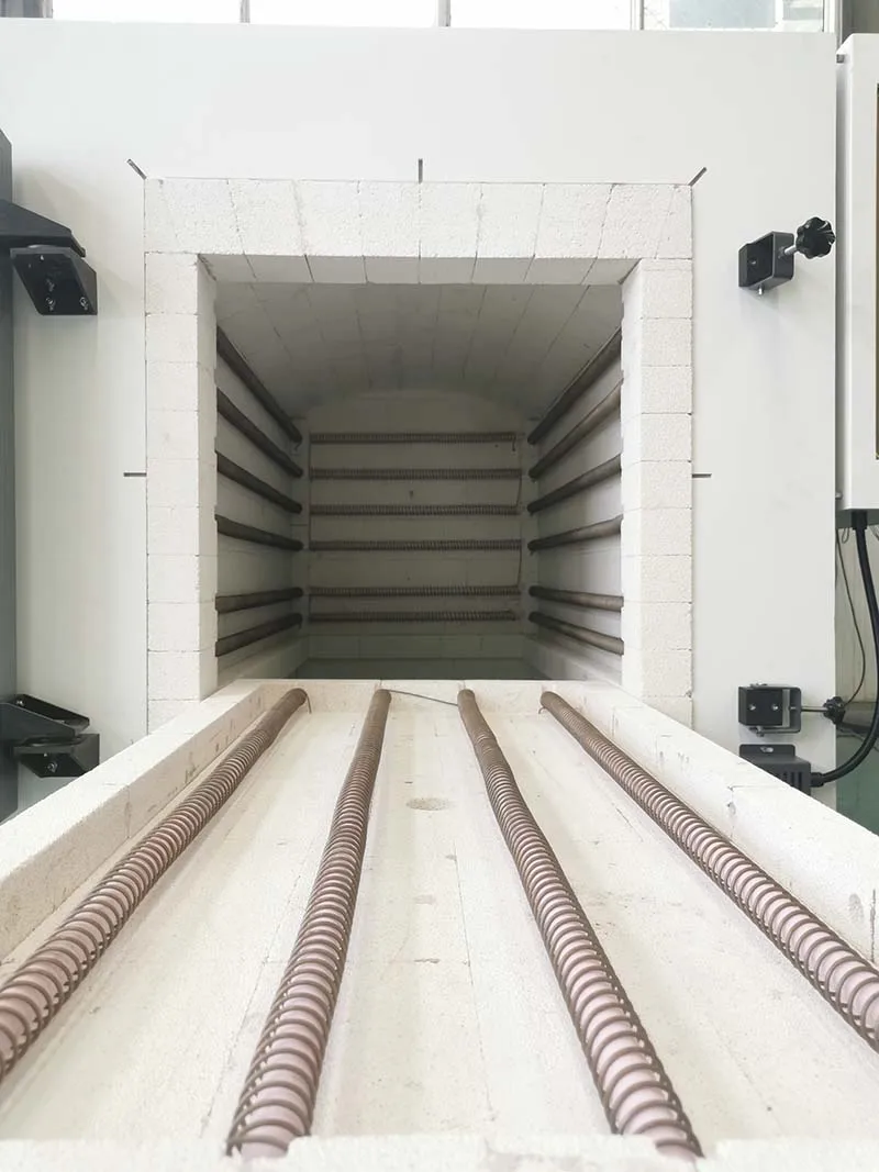 Промышленная нагревательная печь керамическая челночная