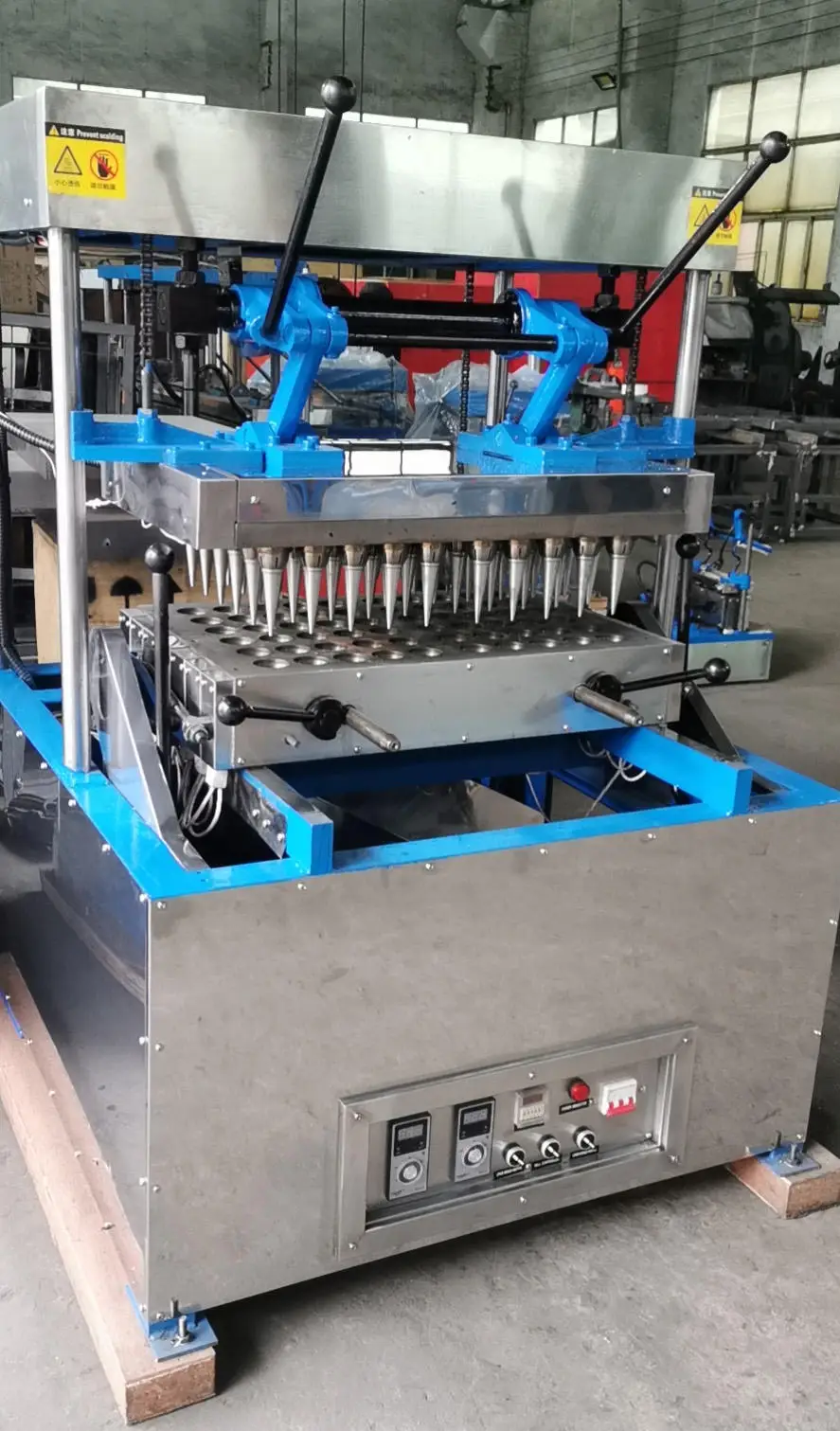 ice cream machine cone / waffle ice cream cone maker / ice cream corn machine ice cream cone