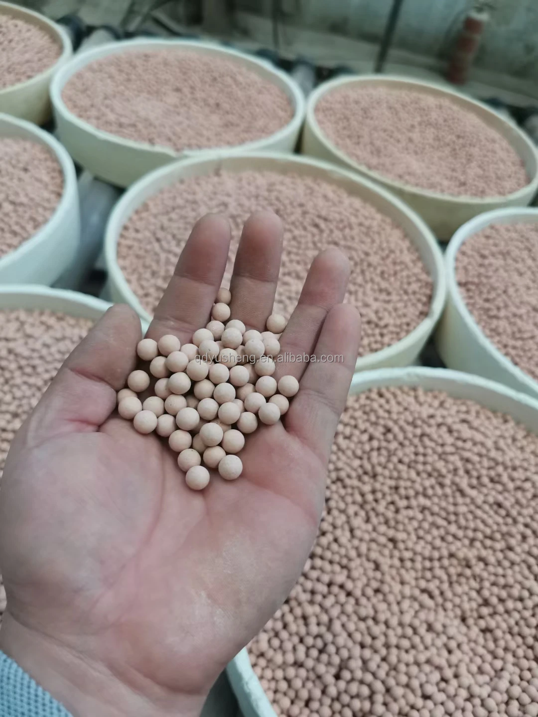 shrimp aquarium mineral balls / water beads ball /  bead filter for fish