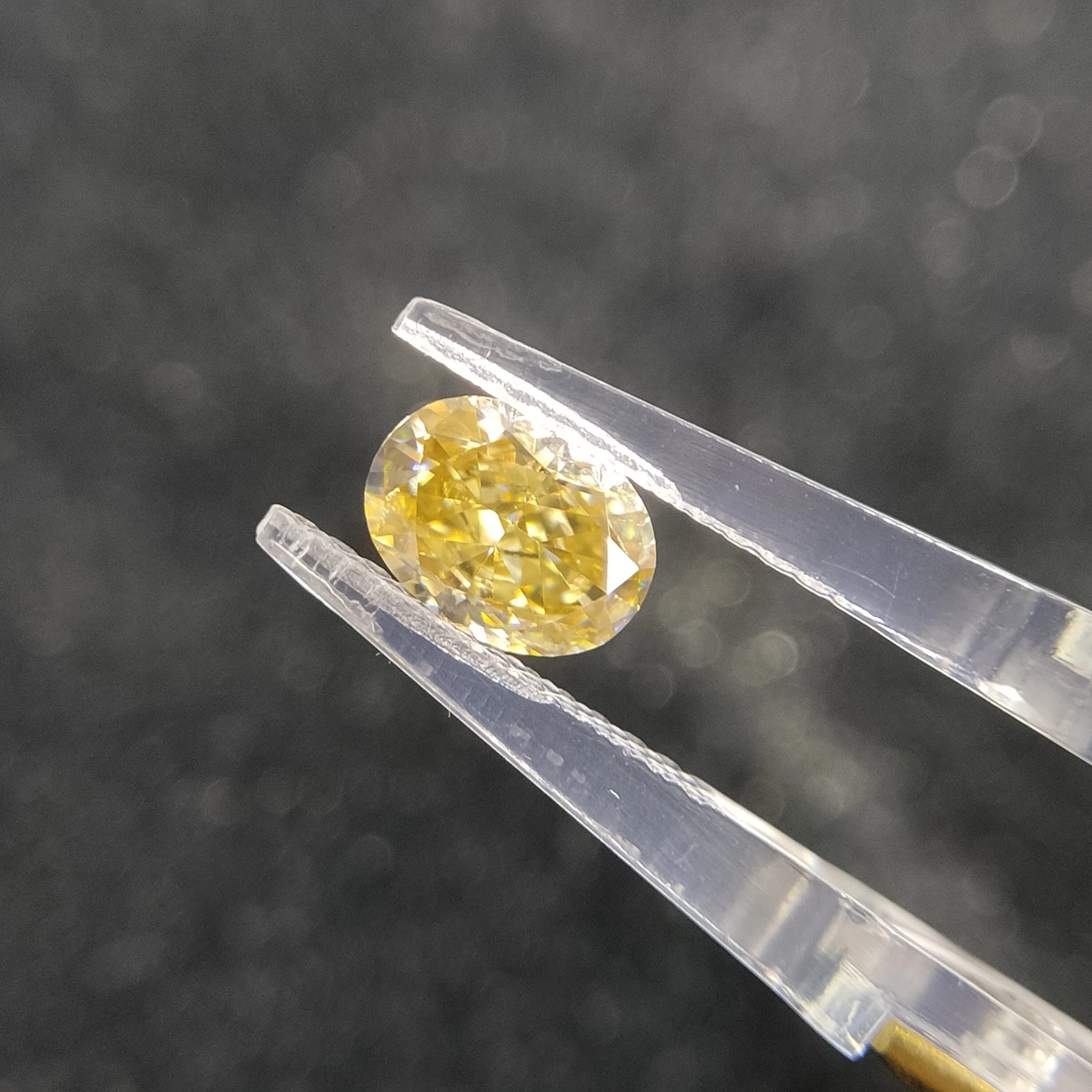 Hot Sale Oval 0.1ct to 8ct Gemstones Yellow Moissanite for Rings Making GRA Certificate Moissanite Diamond Charms Beads