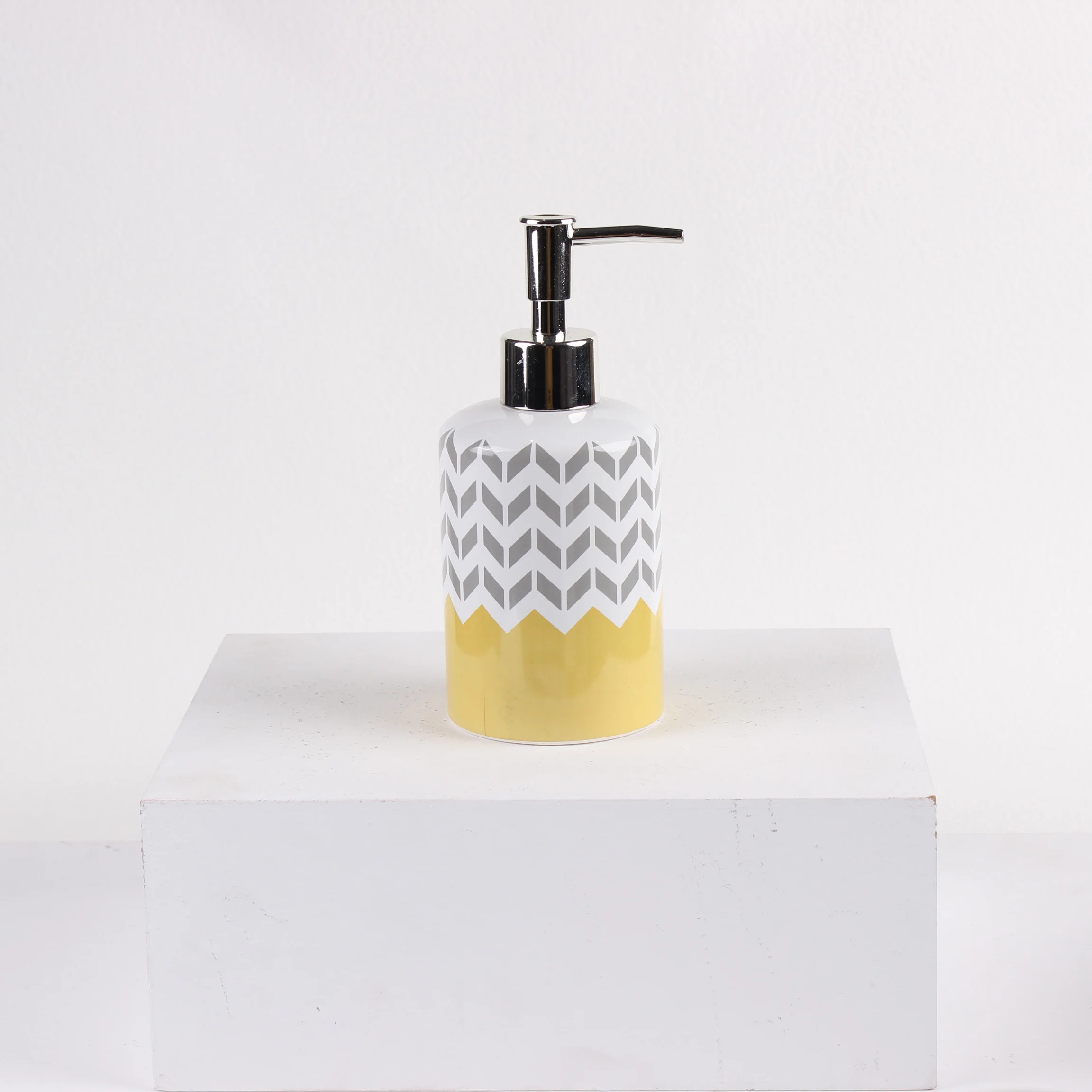 Bathroom Decor Set Ceramic Bathroom Accessories Shower Curtain Set For Bath Gift Set