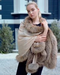 2021 fashion shawl cashmere fur edge shawl
