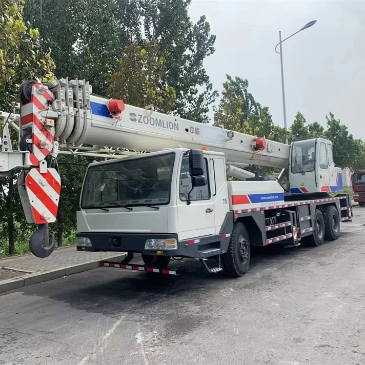 factory supply used ZOOMLION 30 ton QY30V/ZTC300 truck crane
