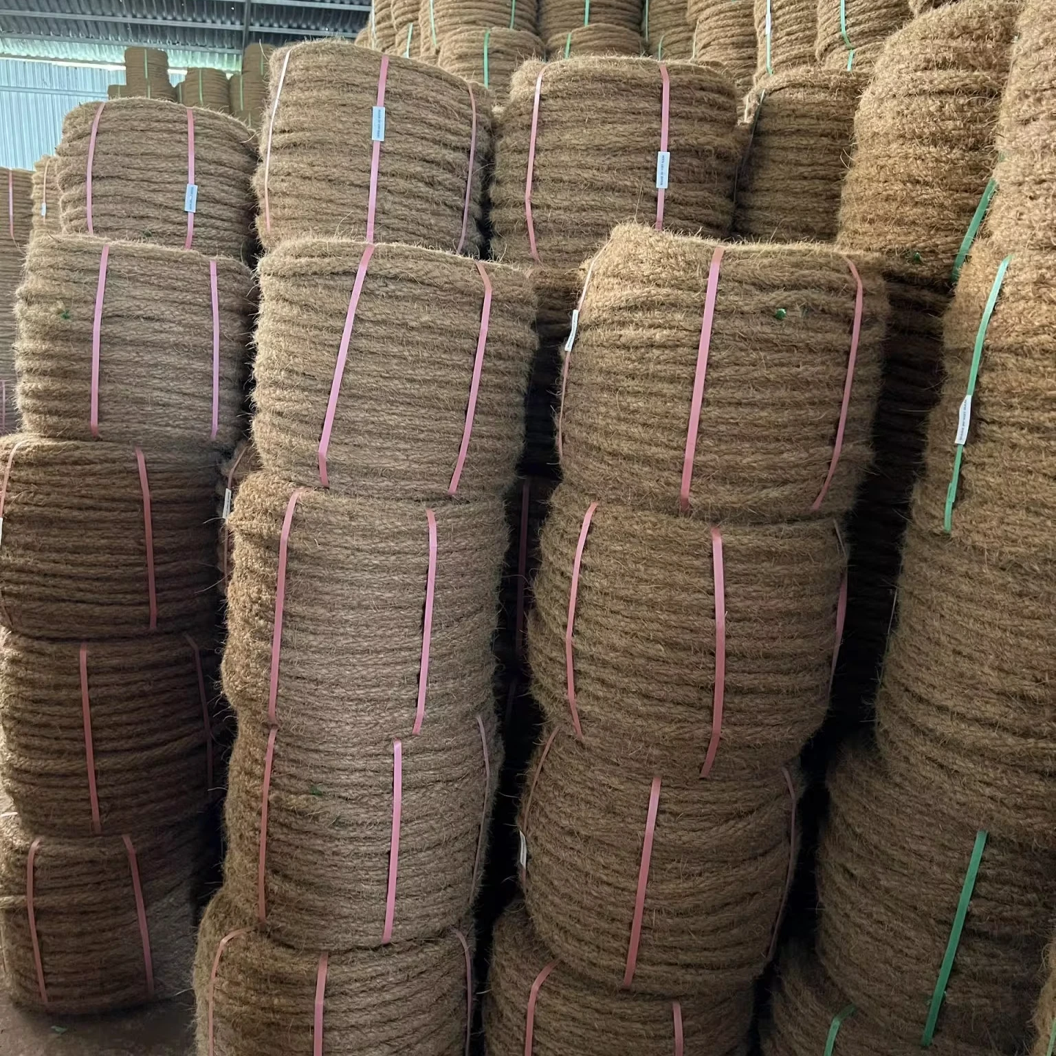 Hot Sales 2024 ECO Friendly export Coconut Coco coir rope 100% natural with customized thickness from Vietnam factory