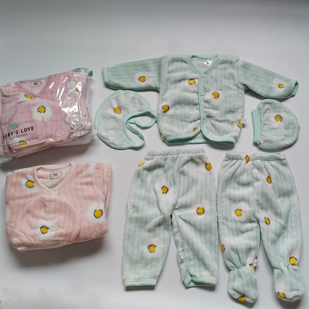 Custom Baby Clothes 5 Pieces Layette Set 0-6M Flannel Baby Winter Clothes Outfits  Newborn Baby Clothes Gift Set