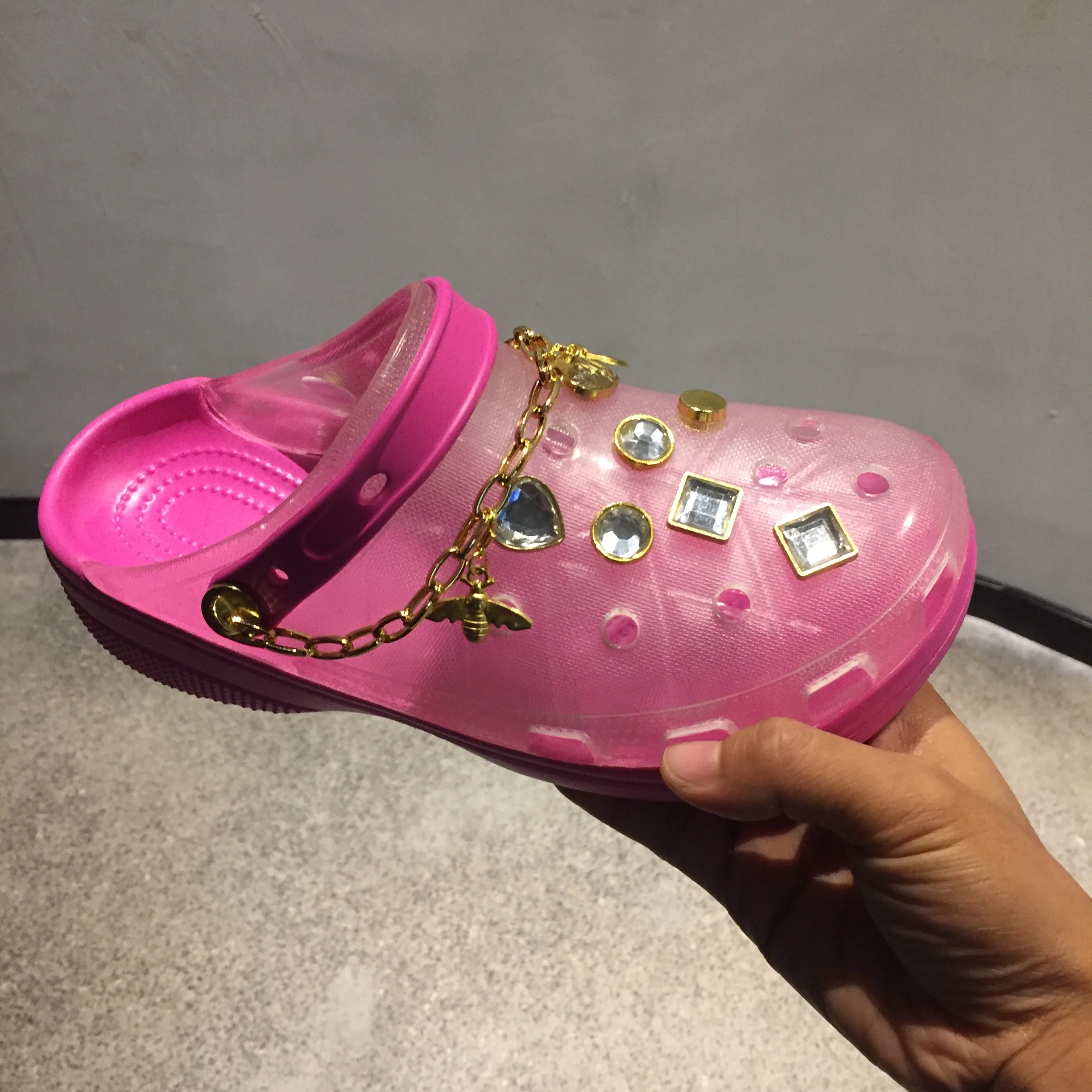 Женские прозрачные сабо из ЭВА, прозрачные Сабо голубого и розового цвета, сабо-Сабо со стразами и цепочкой, оптовая продажа