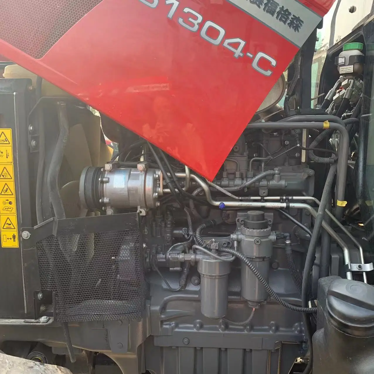 130hp 4wd горячая Распродажа Подержанный трактор MF 1304 по низкой цене для сельскохозяйственного