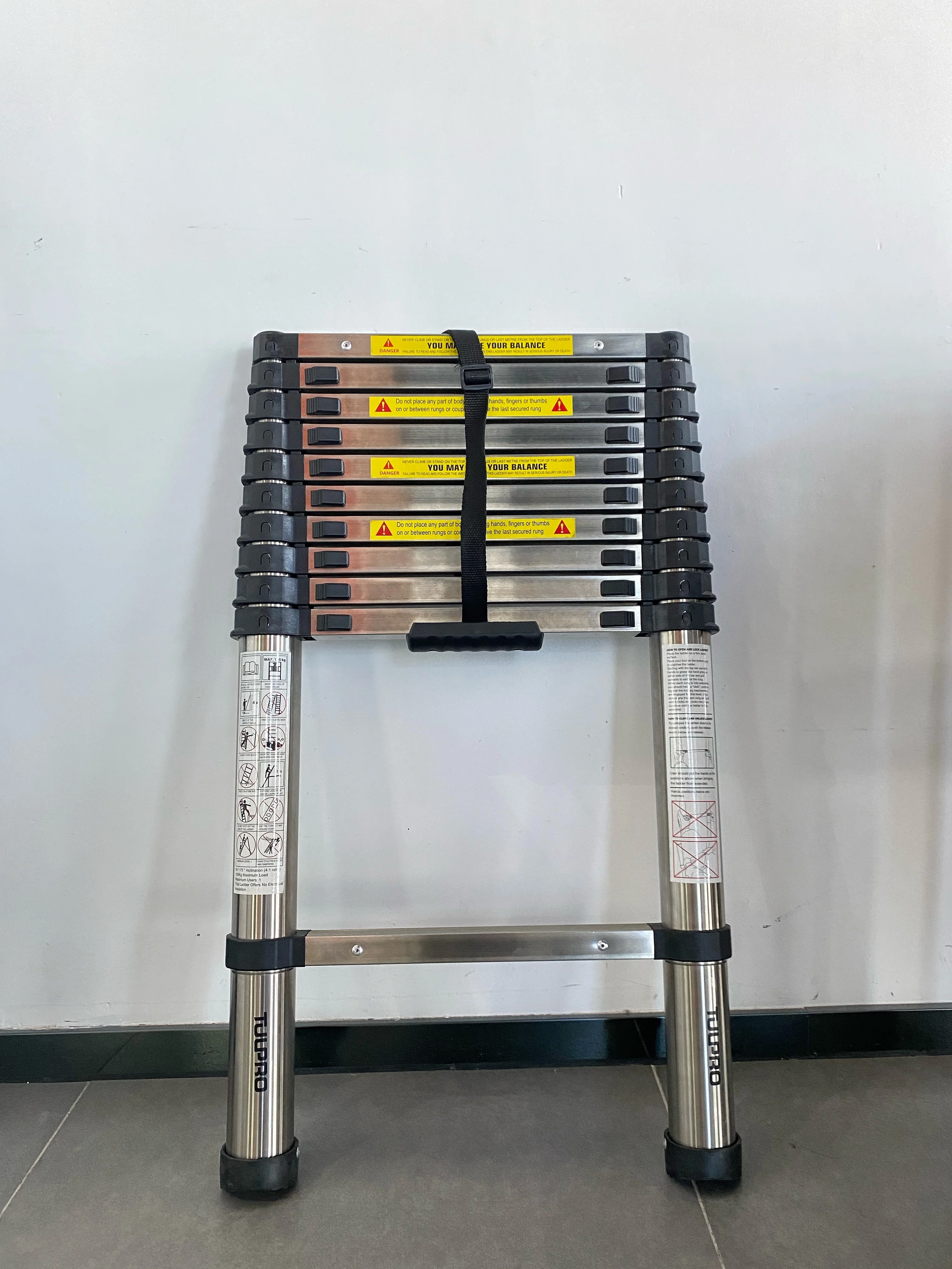 2022 New stable folding ladder Stainless steel telescopic ladders step ladder