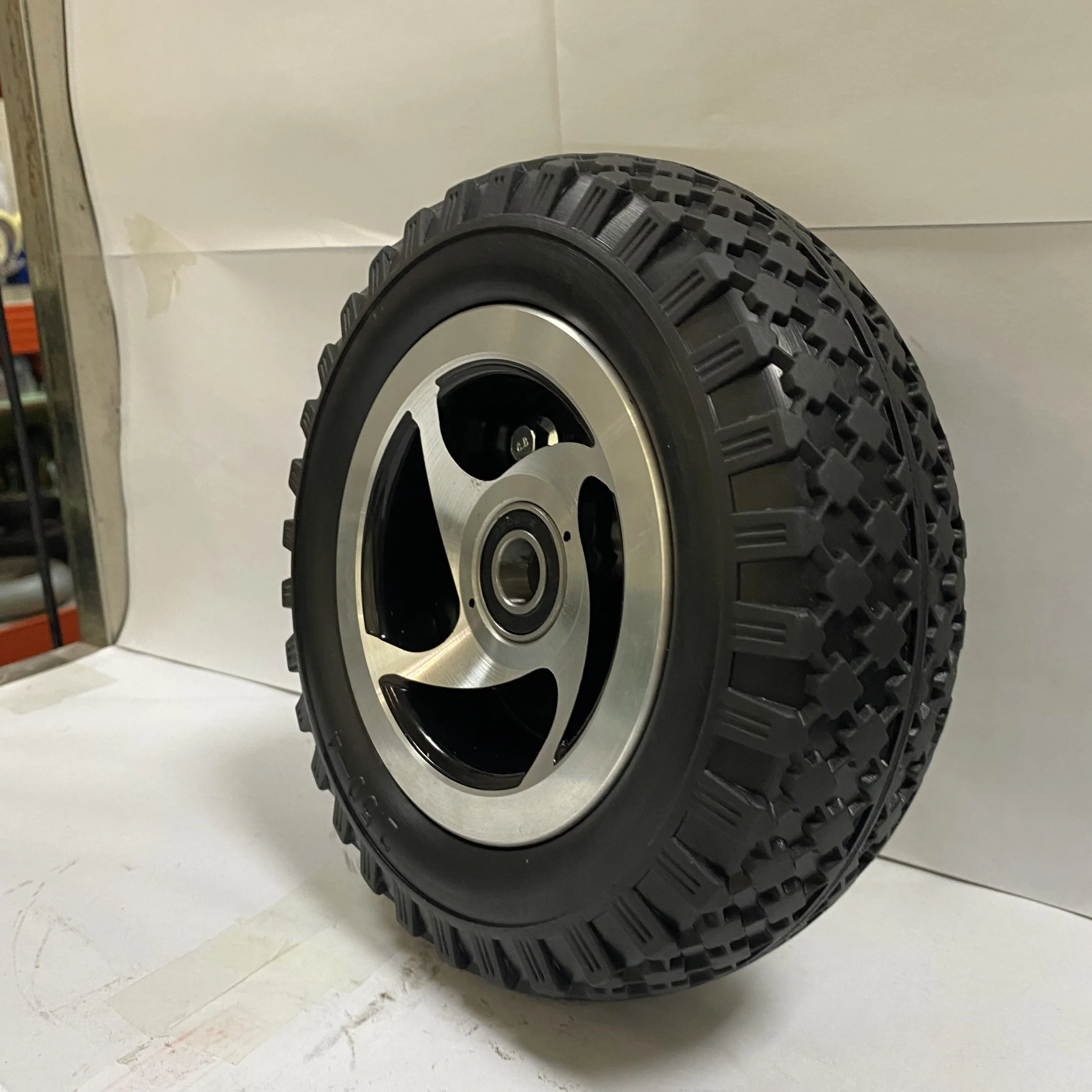 Solid Rubber Wheel B2-2