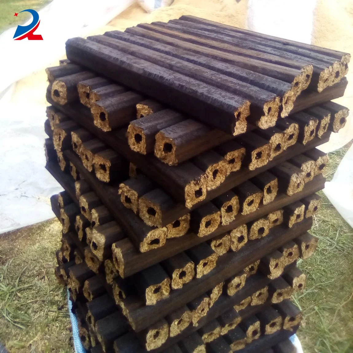 Sawdust Bbq Rod Making Machines coconut Charcoal Production Line