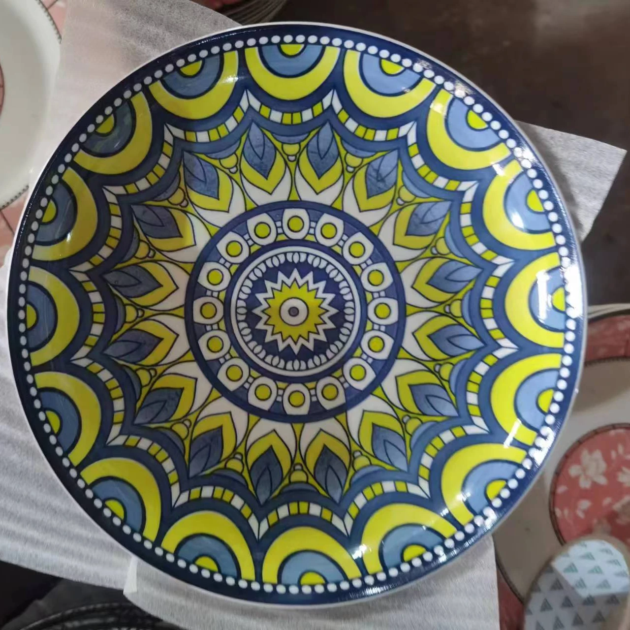 Wholesale Cheap Pad Printing Porcelain Omega Plate Dinner Plate Custom Design Logo Gift Home Party Ceramic Plate