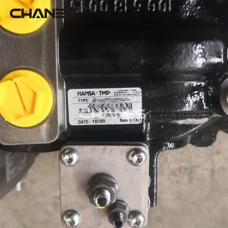 Mini Skid Steer Loader Replacement Parts on Sale Italy Hydraulic Piston Pumps Triplex Pump Construction Machinery Parts